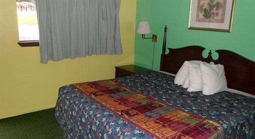 Super 8 By Wyndham Sonora Motel Exterior foto