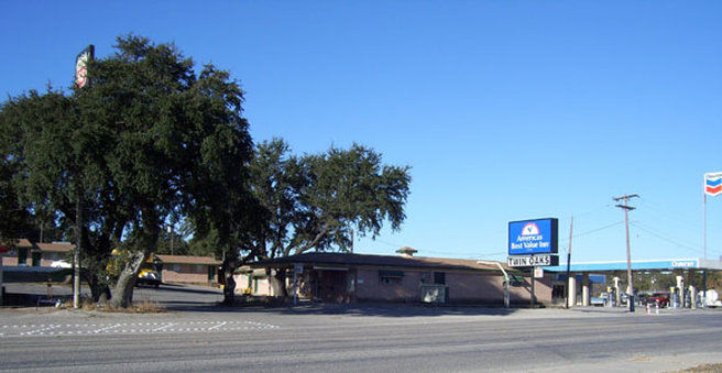 Super 8 By Wyndham Sonora Motel Exterior foto